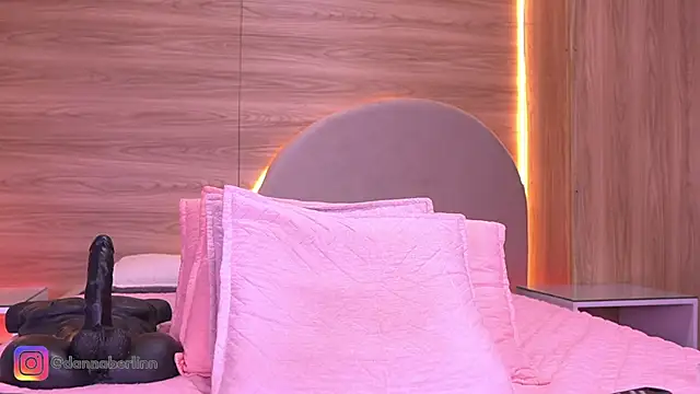 danna_berlin_ webcam