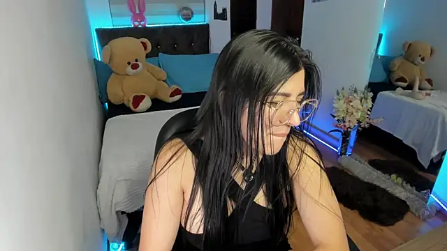 Luxxur69 webcam
