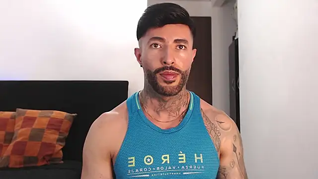 andrea_de_lucaa webcam