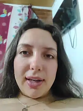 Bella_Karoline webcam