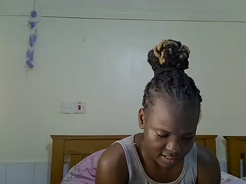 nasty_milly - Nasty_milly's free webcam - UK Sex Cams