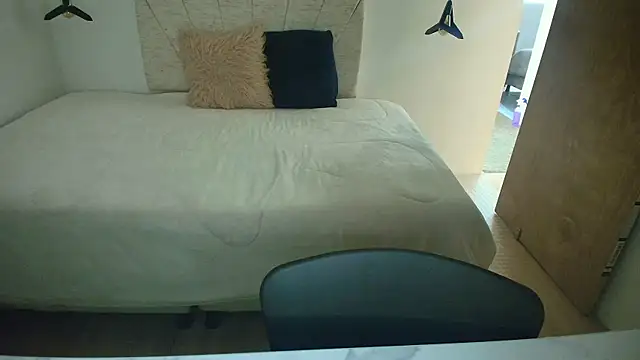 Victoria__Taylor_ live cam on StripChat