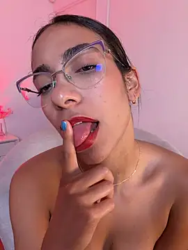 elegant__rouse webcam