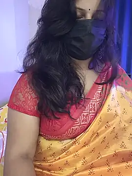 noty_girl2 (F milf) - Boobs oiling