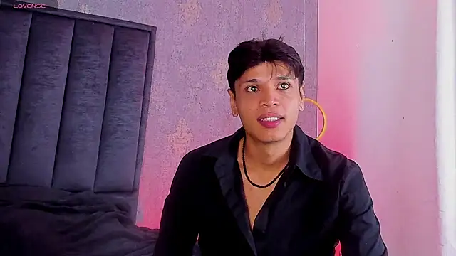Alejandroo_Montenegro webcam