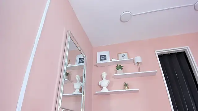 Kat_44 webcam