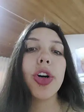 Bella_Karoline