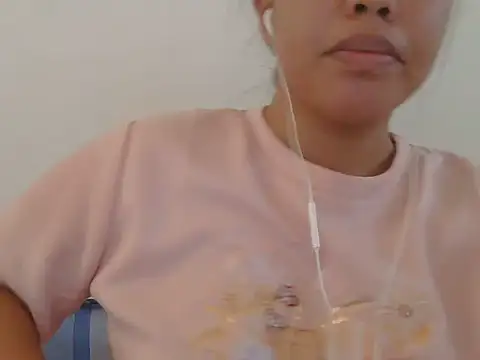 ChubbyButty live cam on StripChat