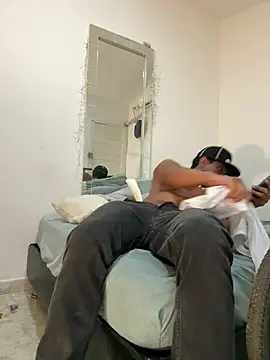bigdick211292 live sex cam