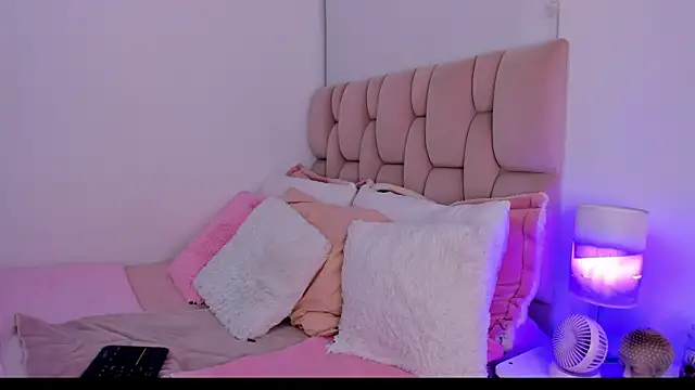 ZarianaEvanz webcam