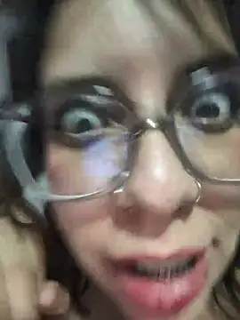 ScaraAndTomy webcam
