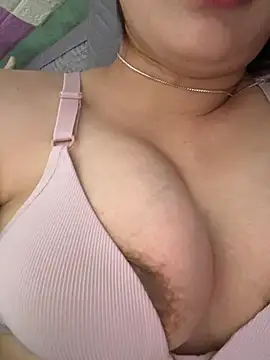 Nabi_pusy live cam on StripChat