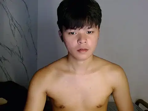 yourhotasiandoms webcam