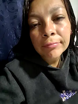 CurvyMilen webcam