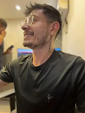 andrewlopezz webcam