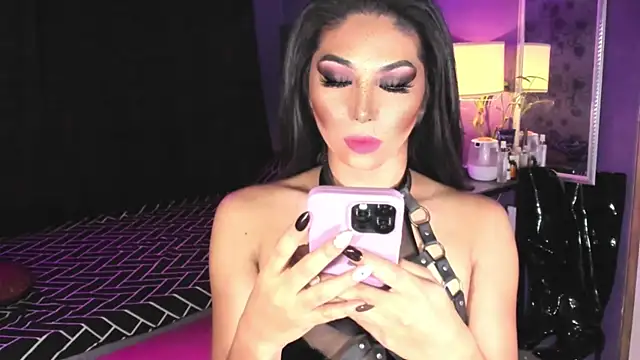 MaxxineMorenaTs webcam