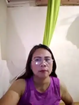erma_joy live cam on StripChat