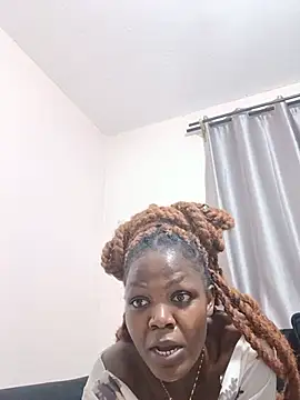 Black_prettty webcam