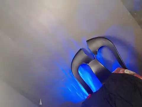 Vixen_cums webcam