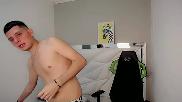 Pov_man777 live cam on StripChat