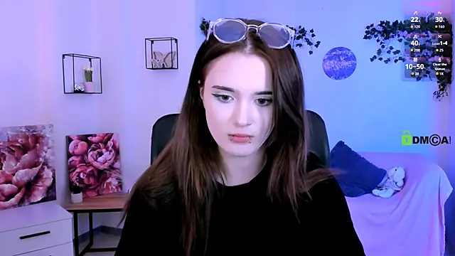liana_kisses (F teen) - dance in lingerie