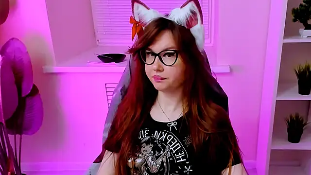 CarolGiggly webcam