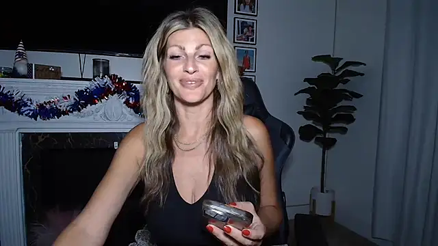 kaitlyncollins26 webcam