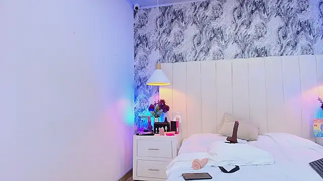 STARKUROZAWA_606 webcam