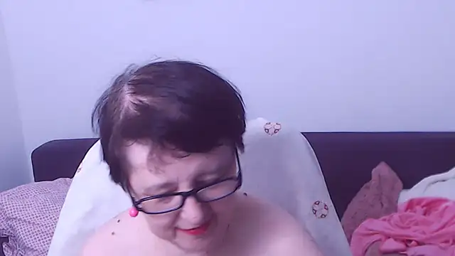 ChristaRose live cam on StripChat