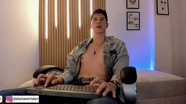 dorianmistery2322_ (M young) - SHOW CUM 💦🎄🔥