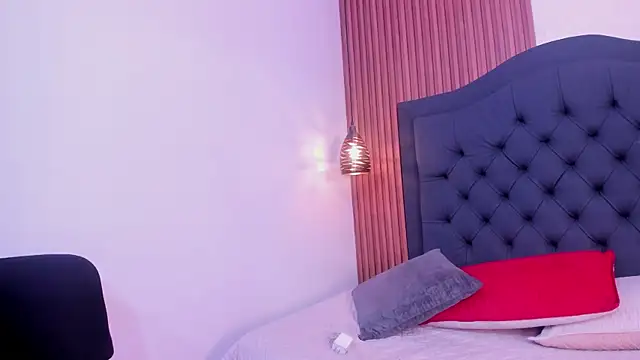 victoria__gil (F milf) - Ride dildo like cowgirl 💕