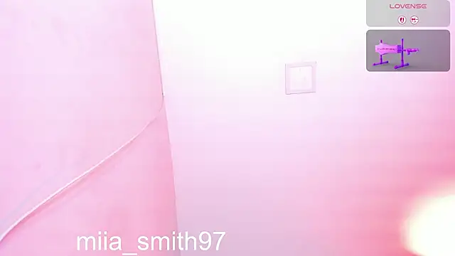 miia-smith97 live cam on StripChat