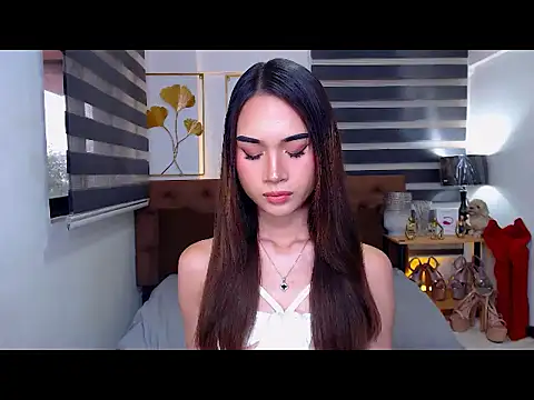 JuicyCockThea live cam on StripChat