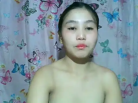 SexyAsianPussy4u live cam on StripChat