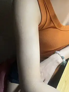 Mina048 live cam on StripChat
