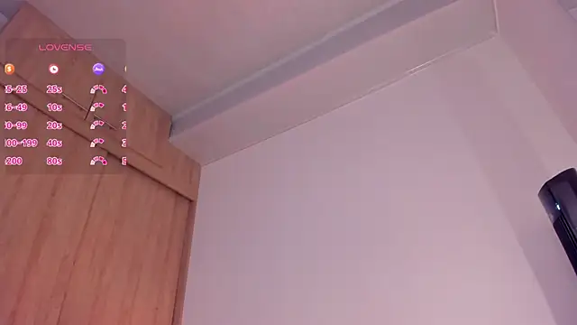 caroliinna_ webcam