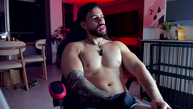 Valenthino_Salvatore live cam on StripChat