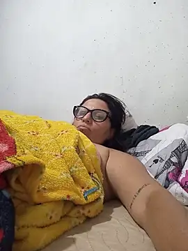 luna_milf13 - Luna_milf13's free webcam - UK Sex Cams