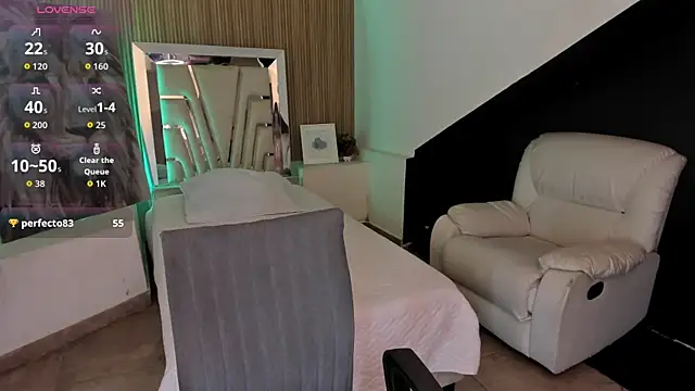 VictoriaMonroee_ live cam on StripChat