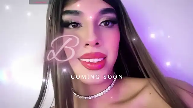 Ari_Miaxx webcam