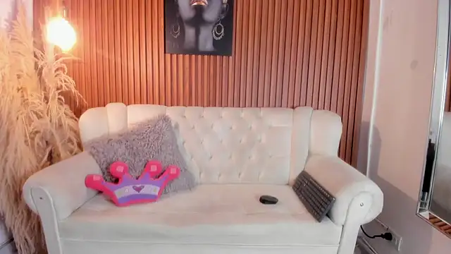 Emma_Sandoval1 webcam