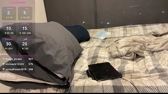 blackmuscless webcam