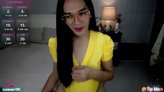 AsianSweetHeartxX webcam