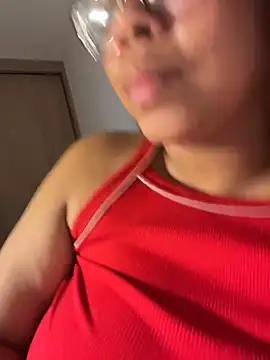 XMara live cam on StripChat
