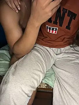 Urdaddyfuck live cam on StripChat