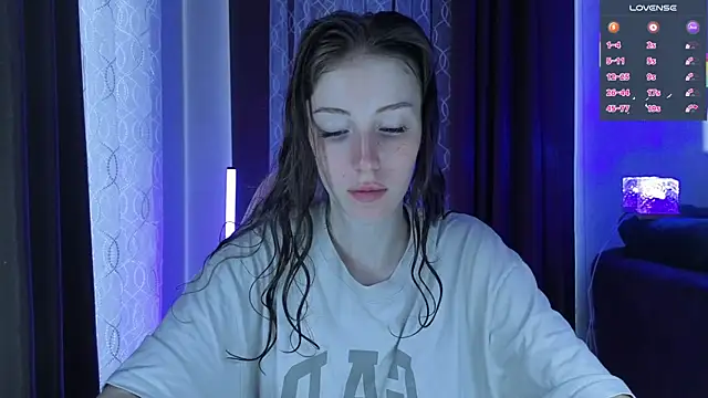 eskatmi live cam on StripChat