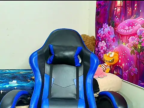 Karol_naughty webcam