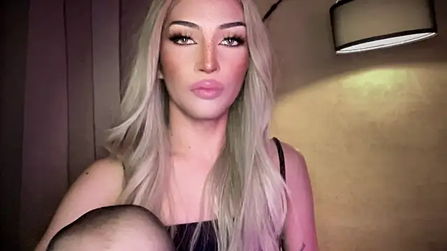 Alicegreenexx webcam