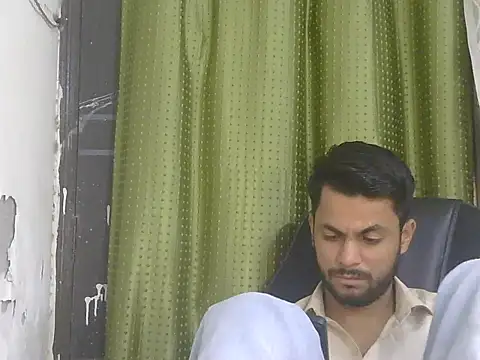 Stubborndesiboy webcam