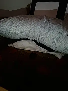 CumDumpPig83 webcam